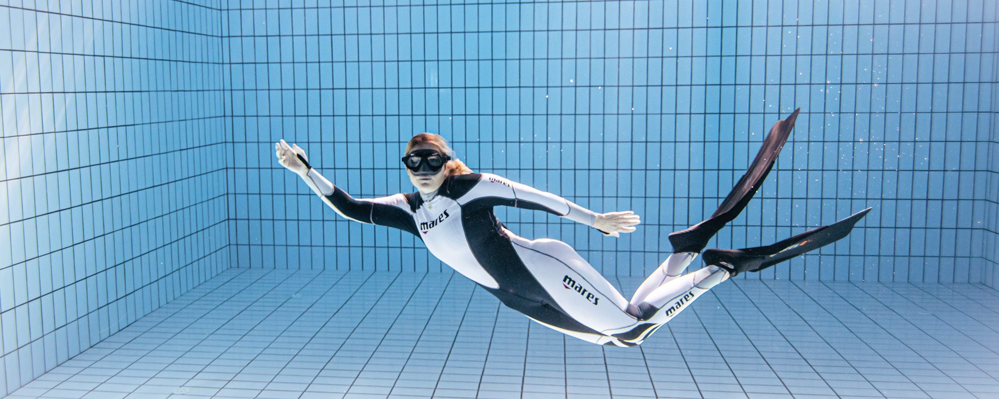 Titelbild 3 Apnoe Taucherin